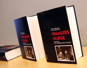 Bildet kan inneholde: utgivelse, bok, font, merke, magenta.