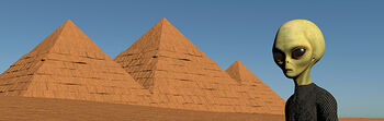 himmel ,triangel ,pyramide ,landskap ,farger og nyanser.