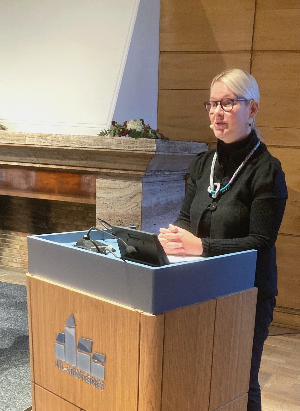 Karen Smith, som  holdt hovedinnledningen på talerstolen